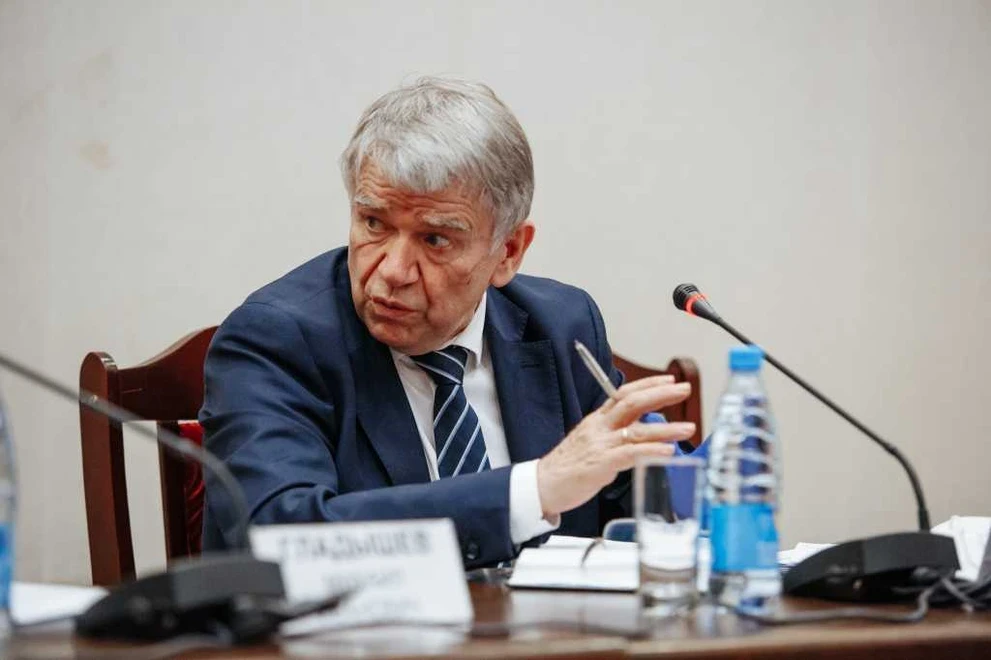 Академик Валентин Пармон IMGL9362.jpg