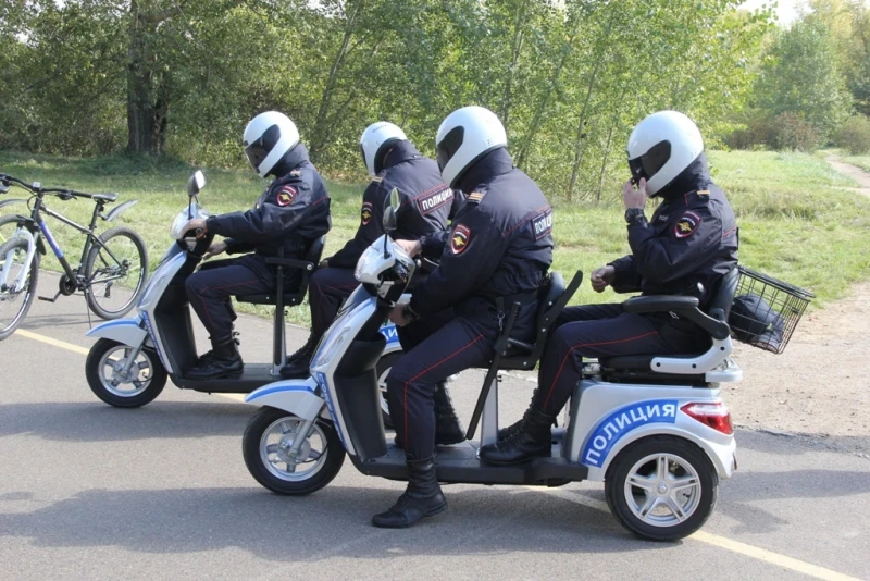Туристическая полиция 3 - Туристическая полиция - фото с сайта 24.мвд.рф.jpg