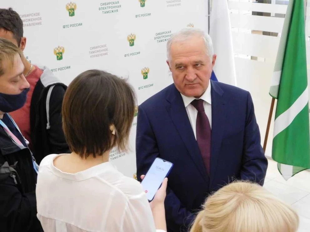 Владимиру Булавину новое здание Сибирской электронной таможни очень понравилось. DSCN5909.JPG