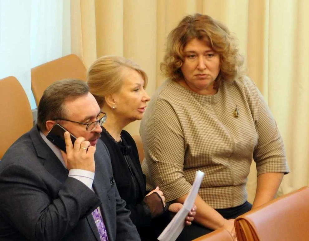 Справа - Наталья Грушевская, в центре - Светлана Зылевич _DSCN6037.JPG
