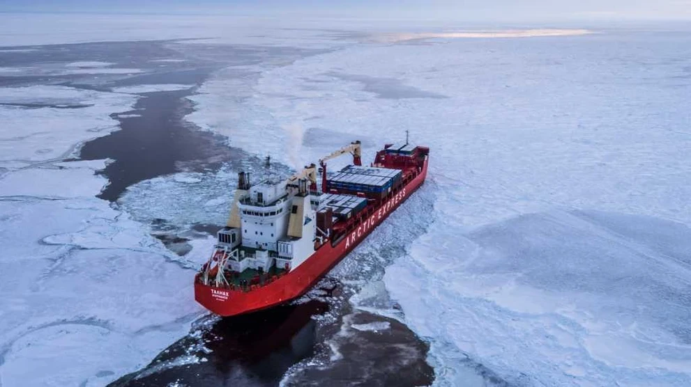 Сухогруз "Талнах" ледового класса Arc7 Arctic Express2.jpg