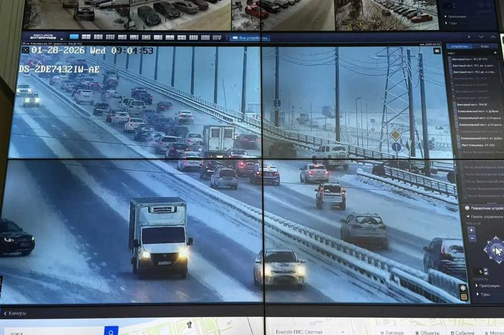 На Николаевском мосту в Красноярске временно отменят выделенку для автобусов
