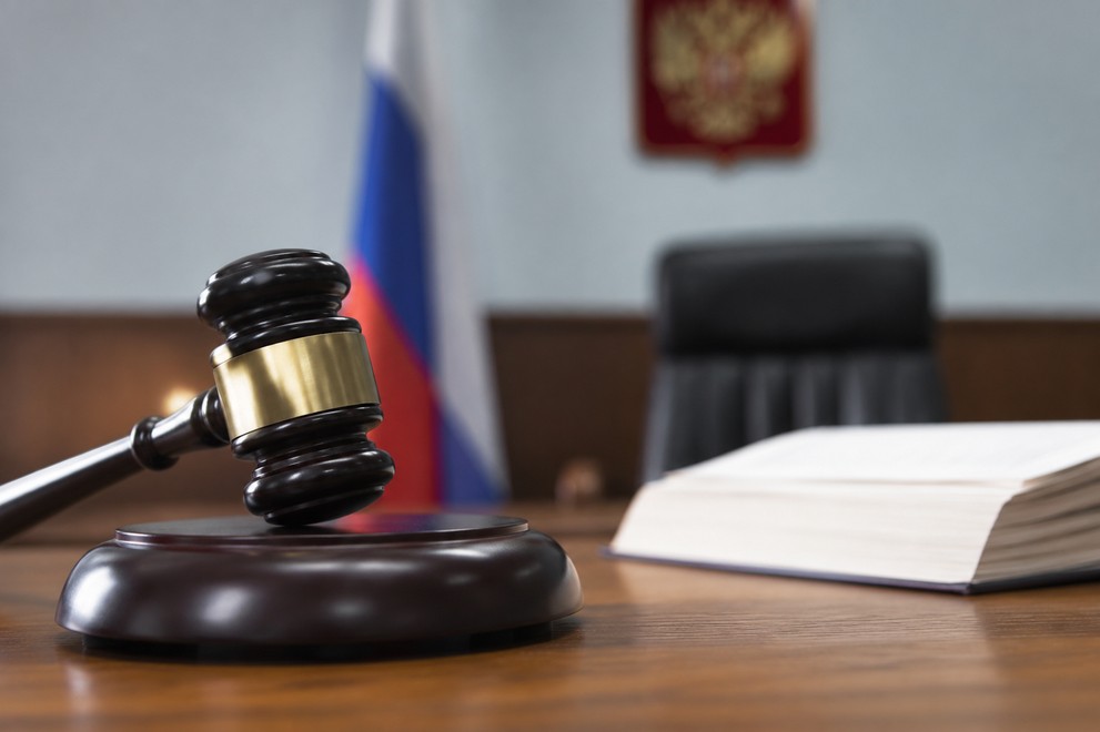 В Кузбассе дроппер выплатит женщине почти 150 тысяч рублей