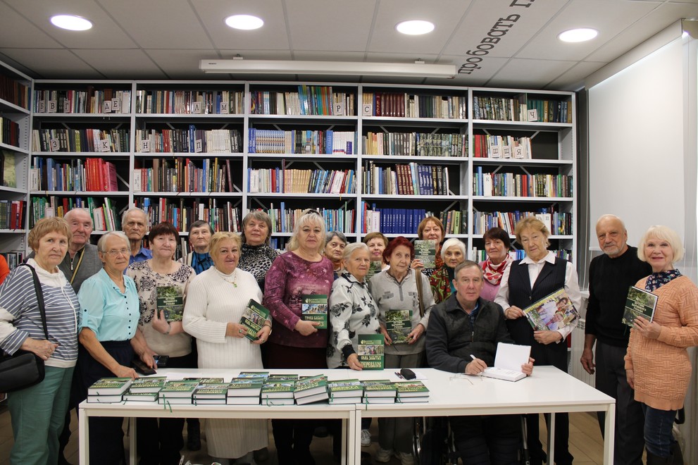 Новую книгу известного писателя презентовали на фестивале в Красноярье