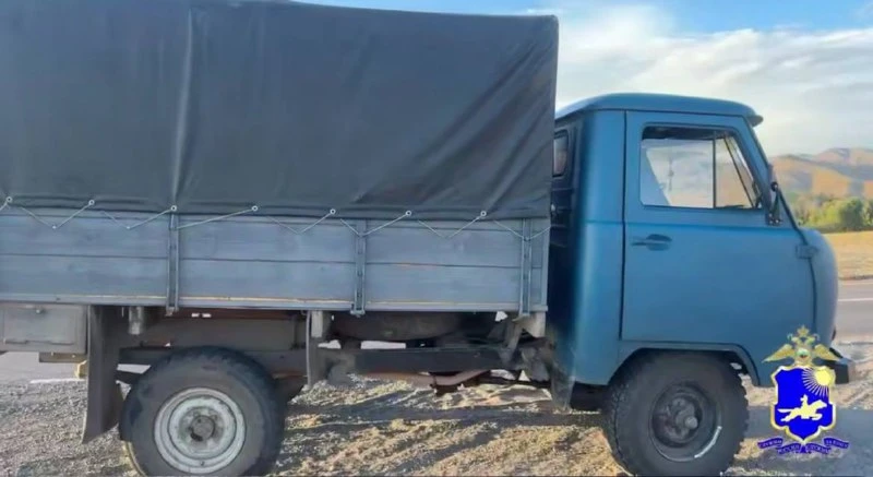 В Туве возбудили 15 уголовных дел за поддельные водительские права  