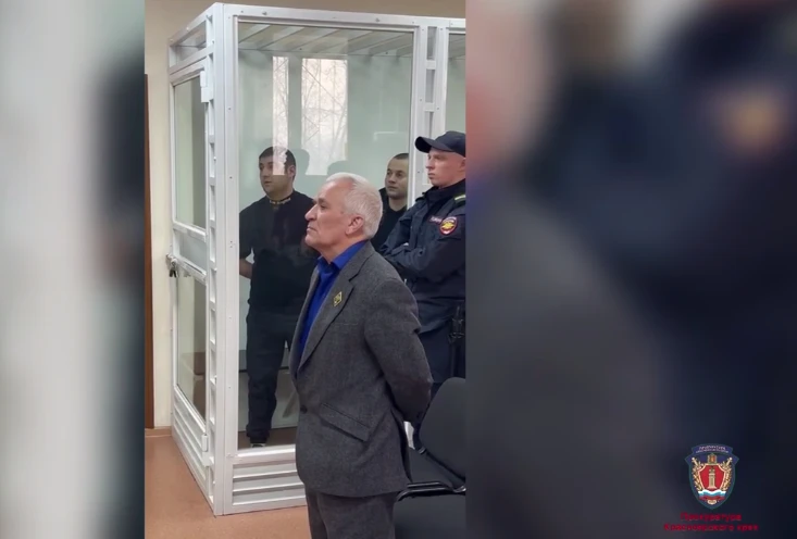 В Красноярске вынесли приговор двум мужчинам устроившим стрельбу во дворе дома