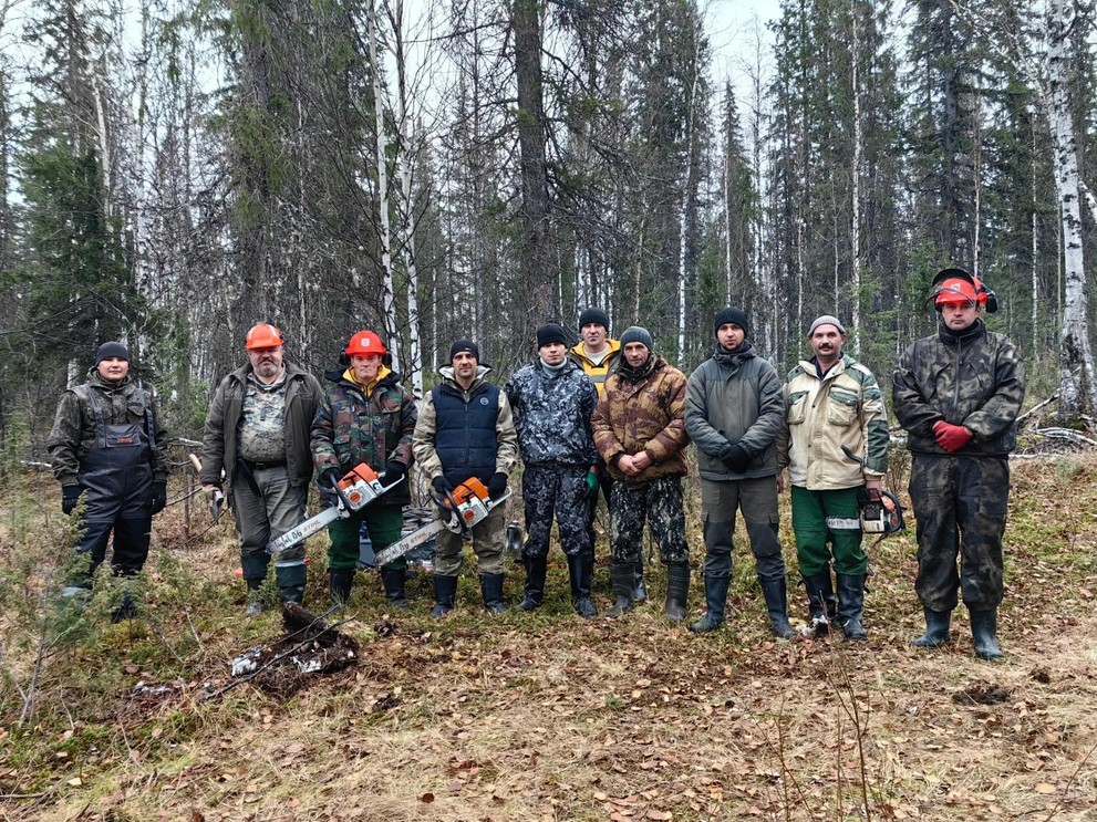 Лесопожарные из Красноярского края обучились на вальщиков леса и операторов БПЛА