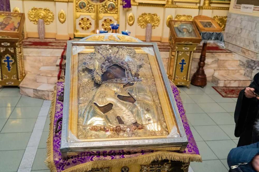 В Барнаул прибыла чудотворная иконе Божией Матери «Умиление»