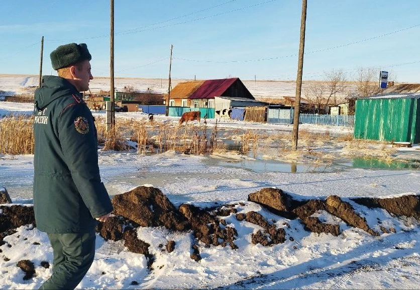 В Красноярском крае у 4-х домов подтоплены подполья и приусадебные участки 