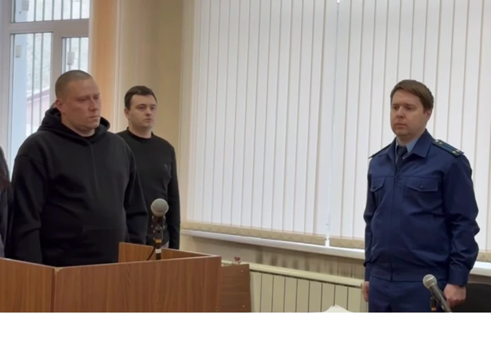 В Красноярске 2 инспектора ГАИ осуждены за взятки за фальшивые техосмотры