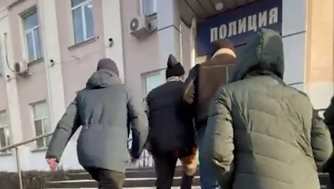 В Туве задержали подозреваемого в «продаже» автоматических ворот и окон