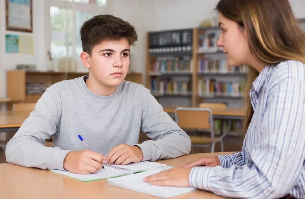 Родители выпускников из Красноярска рассказали, сколько тратят на репетиторов 
