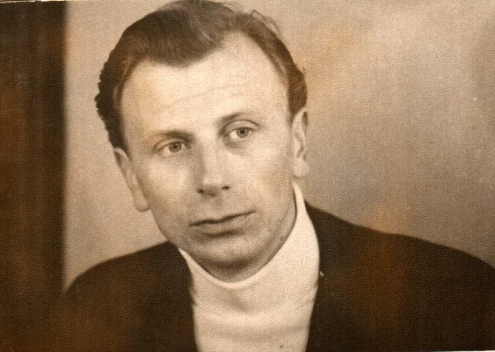 11 ноября в Новосибирске скончался поэт Владимир Черемисин