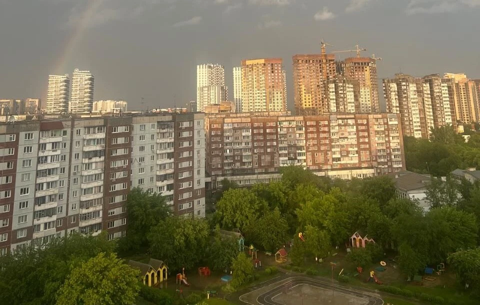 В Красноярске всю ночь устраняли последствия непогоды