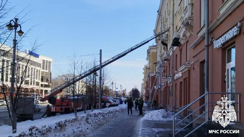 На пожаре в Кемерове спасли 15 человек