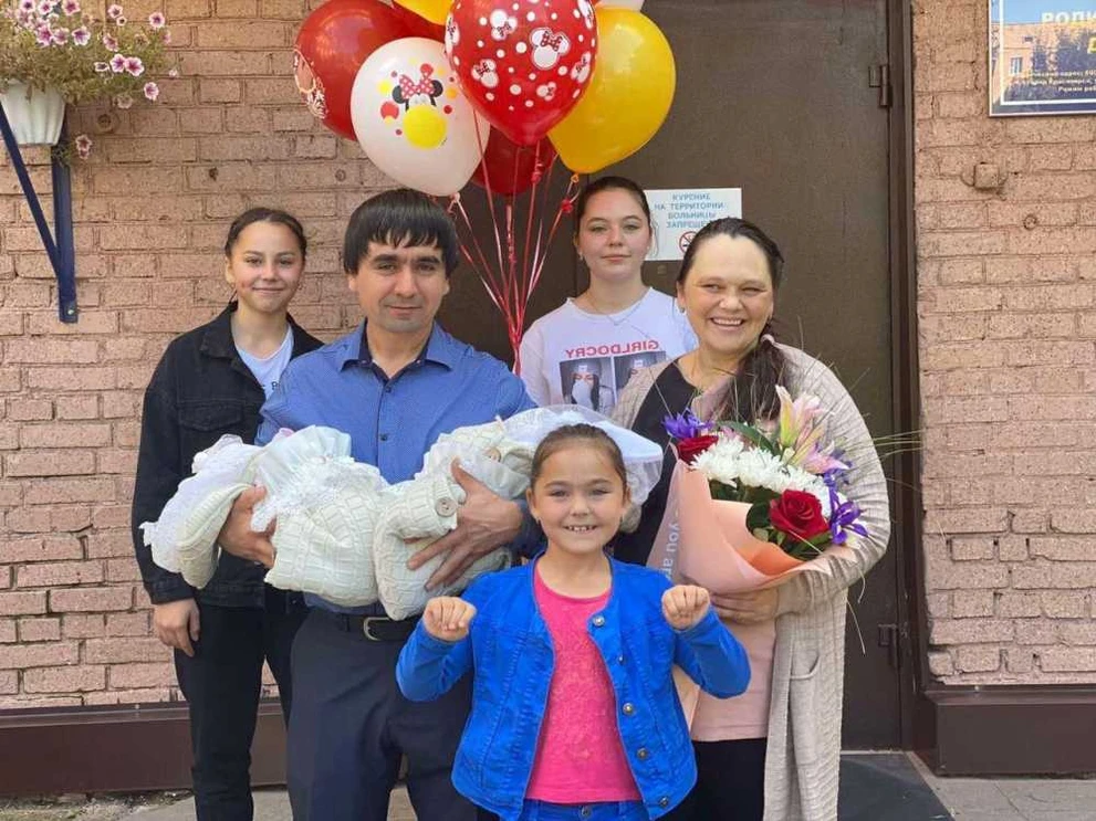 Многодетные родители из Красноярского края получили награды «Родительская слава»