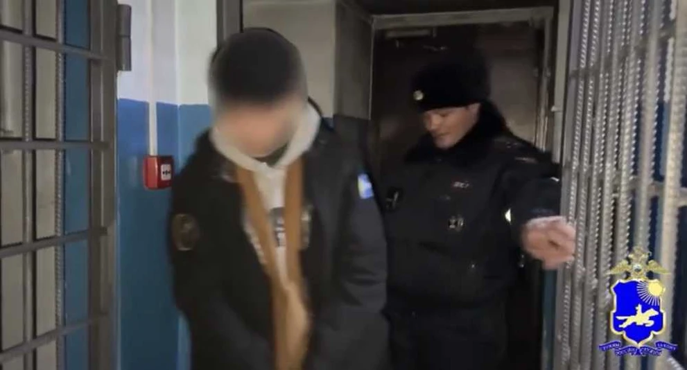 В Туве водитель без прав получил 15 суток после погони с применением оружия