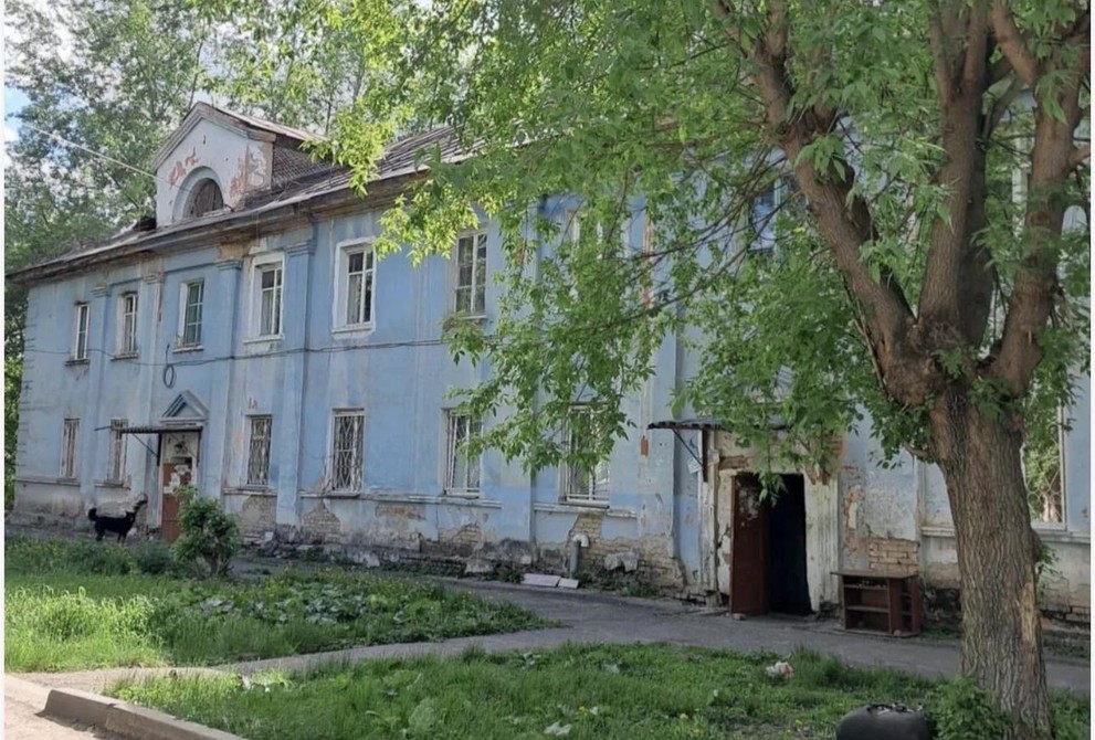 В Красноярске аварийный дом в пер. Индустриальном расселят на 9 лет раньше