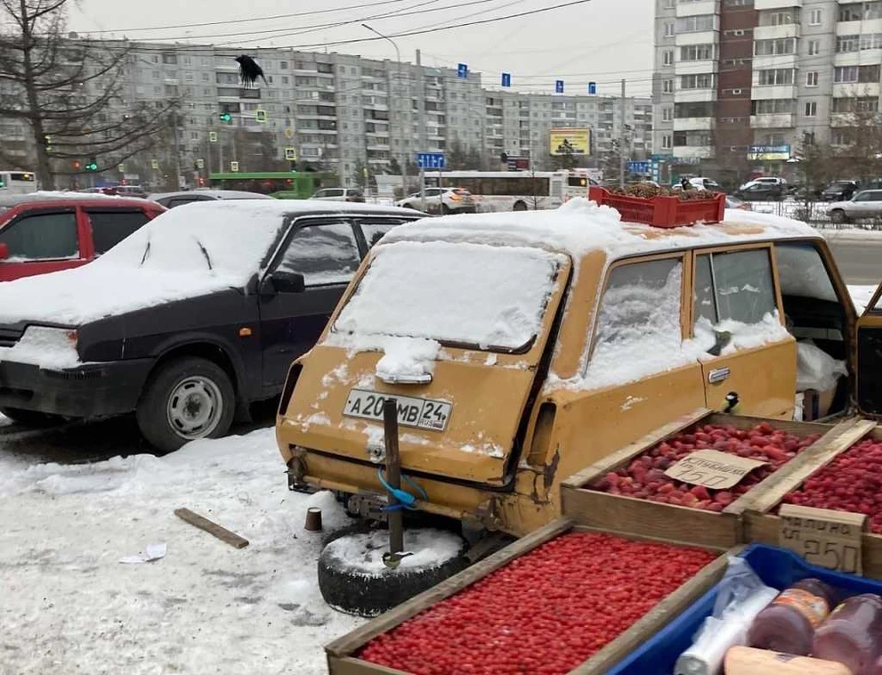 tA1CvYhtiu8.jpg