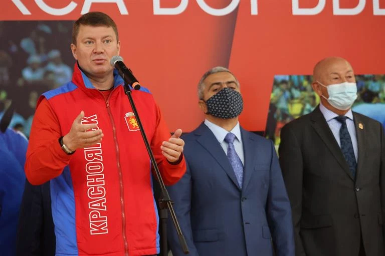 Сергей Ерёмин самбо4.jpg