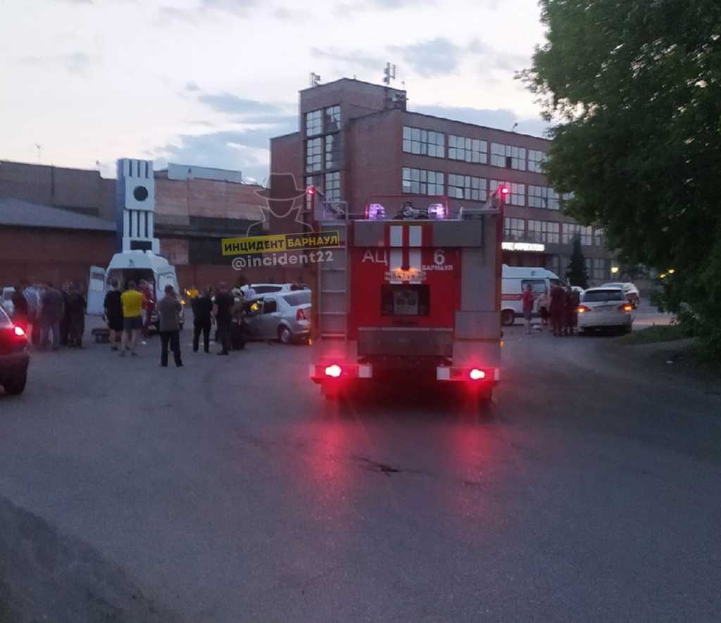 3WG0NbKlM4E.jpg 3WG0NbKlM4E.jpg