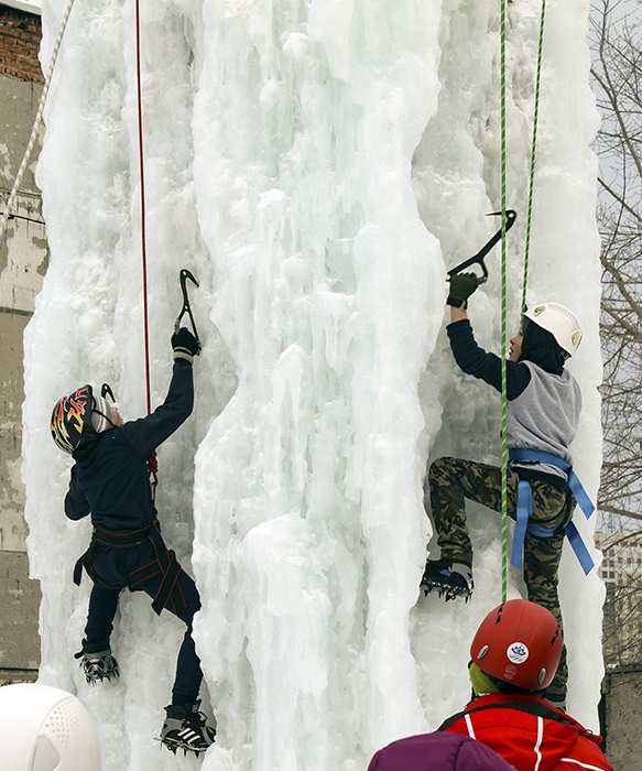 Ледолазы (2).jpg Ледолазы (2).jpg