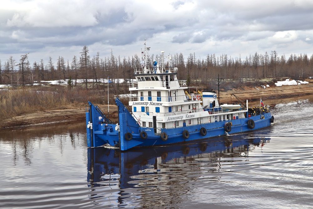 46_24-1(1)_Александр Кизим на Б.Хете.jpg