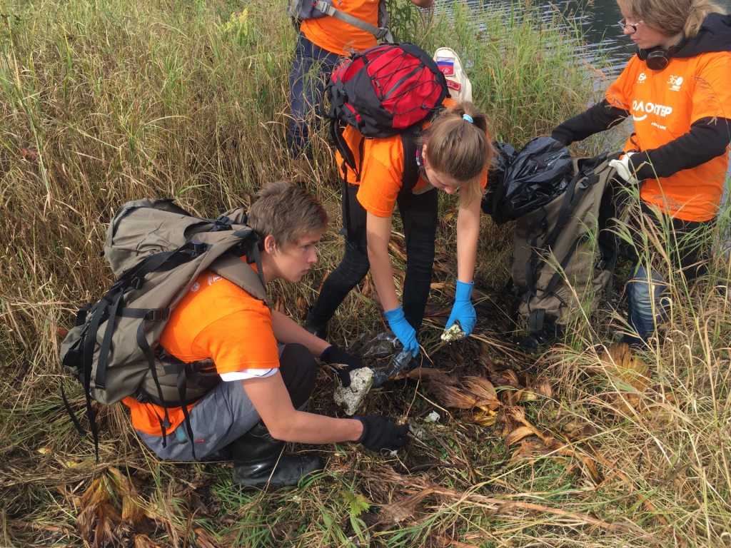 Уборка на берегу Ойского 2.jpg