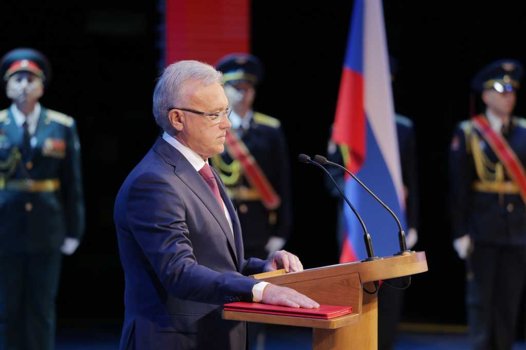 Инаугурация губернатора - фото с официального портала Красноярского края.jpg Инаугурация губернатора - фото с официального портала Красноярского края.jpg